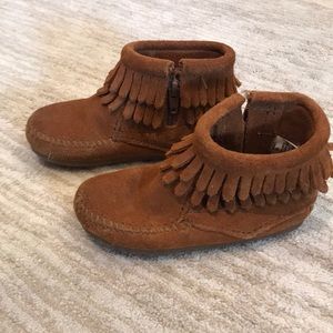 Minnetonka girls suede moccasin booties